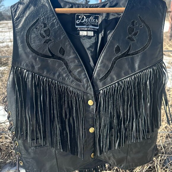 Vintage womens 1980s DALLAS LEATHER black leather fringe vest